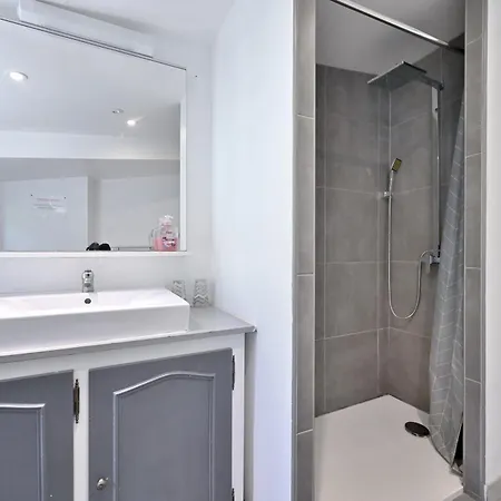 Les Du Ruisseau Апартаменты